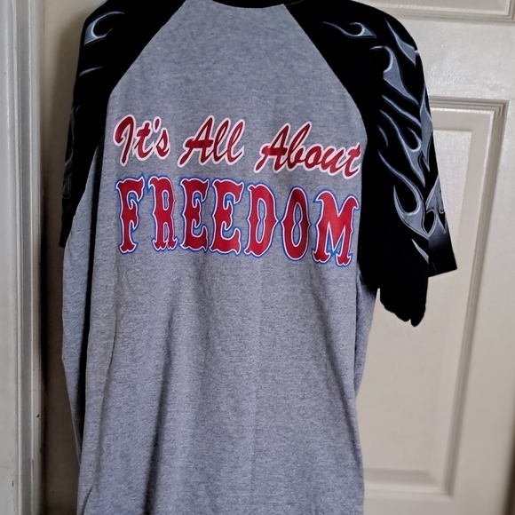 Everyday graphic T-shirt - Picture 2 of 4